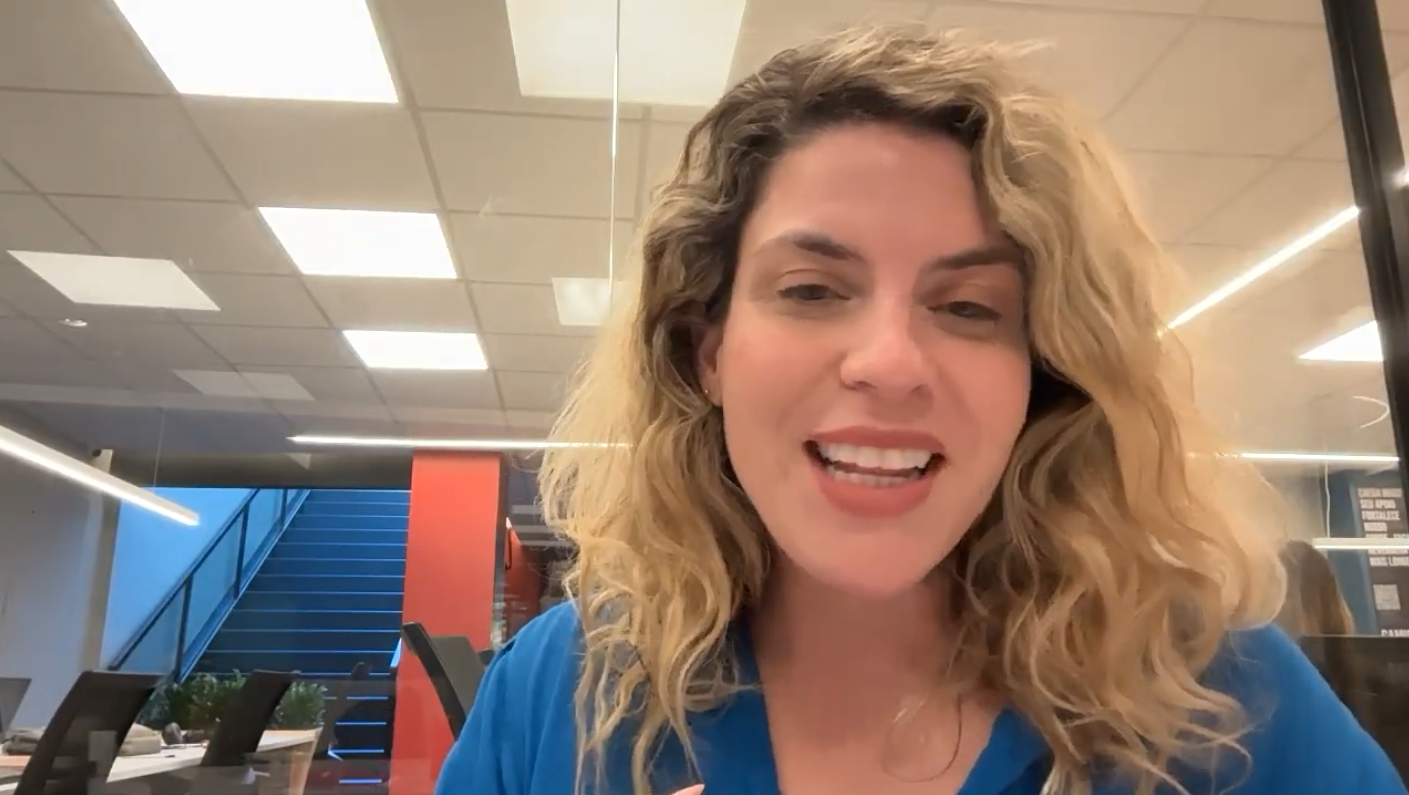 Video testimonial from Thais Saenz